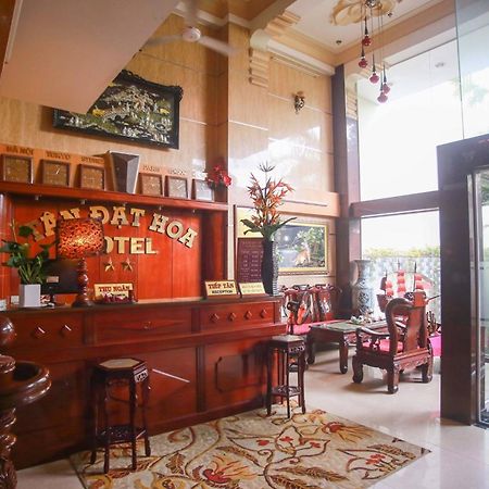 Tan Dat Hoa Hotel & Massage Bandar Ho Chi Minh Luaran gambar