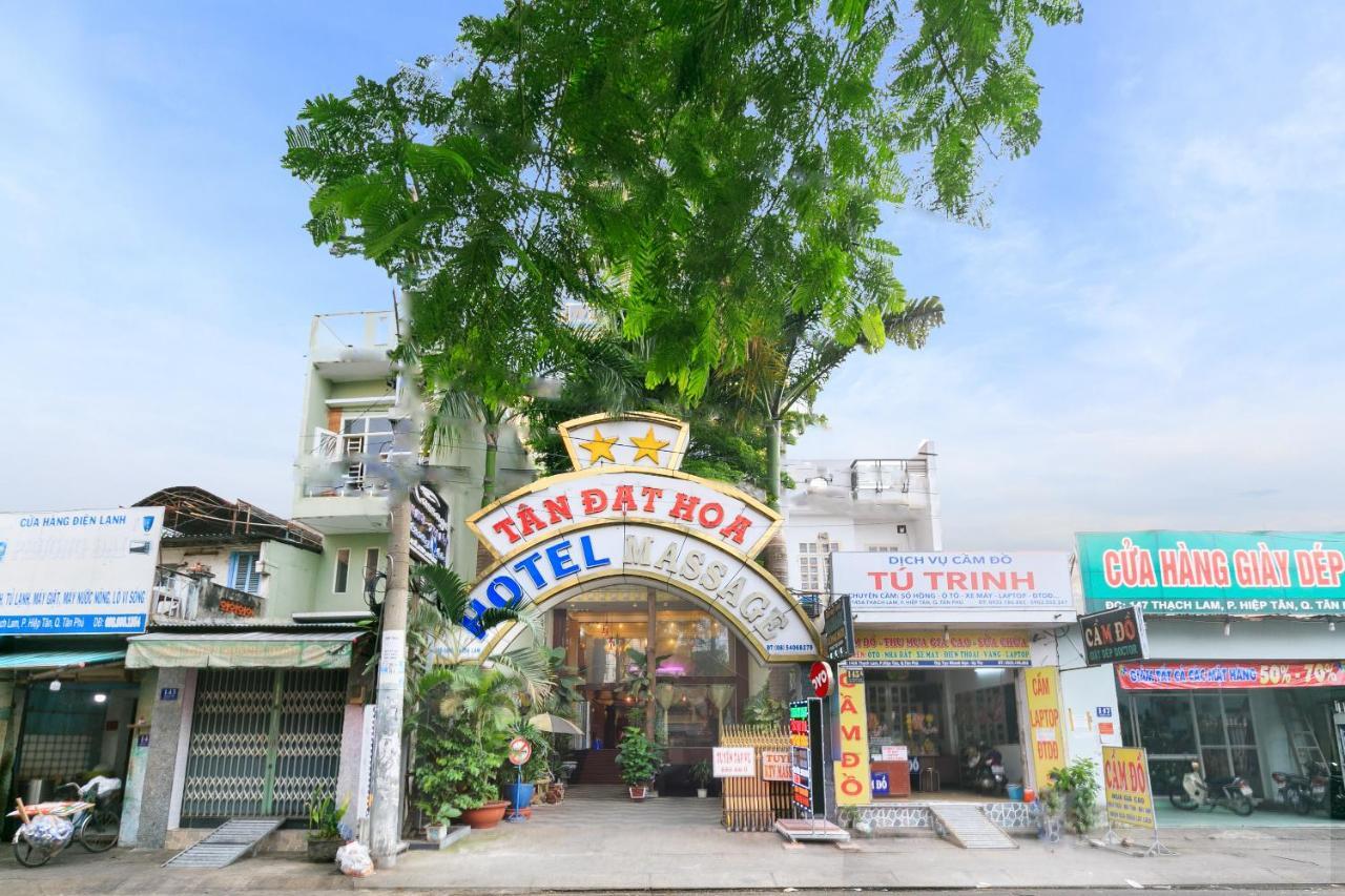 Tan Dat Hoa Hotel & Massage Bandar Ho Chi Minh Luaran gambar