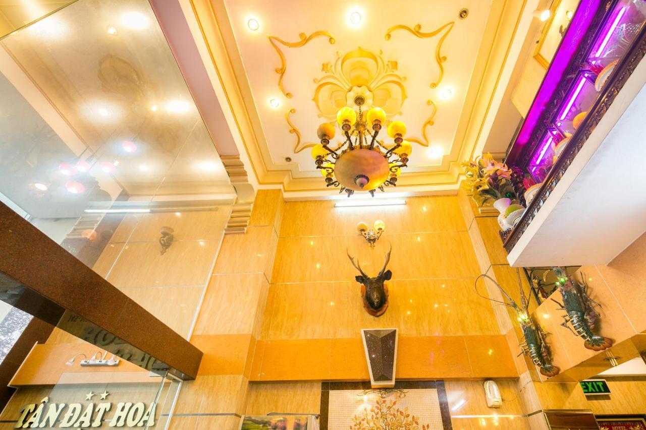 Tan Dat Hoa Hotel & Massage Bandar Ho Chi Minh Luaran gambar